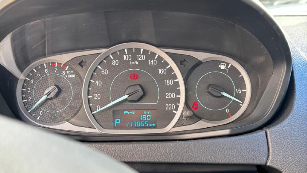 58232